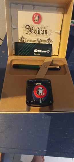 Vintage Pelikan Fountain Pen – Gold Nib – New Old Stock with Original Box รูปที่ 2