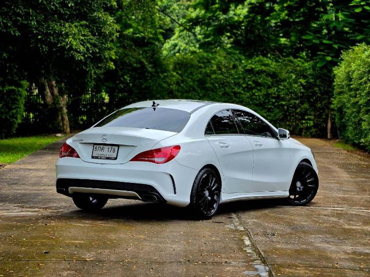 Mercedes-Benz CLA-Class 2014 CLA250 AMG Sedan เบนซิน ไม่ติดแก๊ส เกียร์อัตโนมัติ ขาว รูปที่ 4