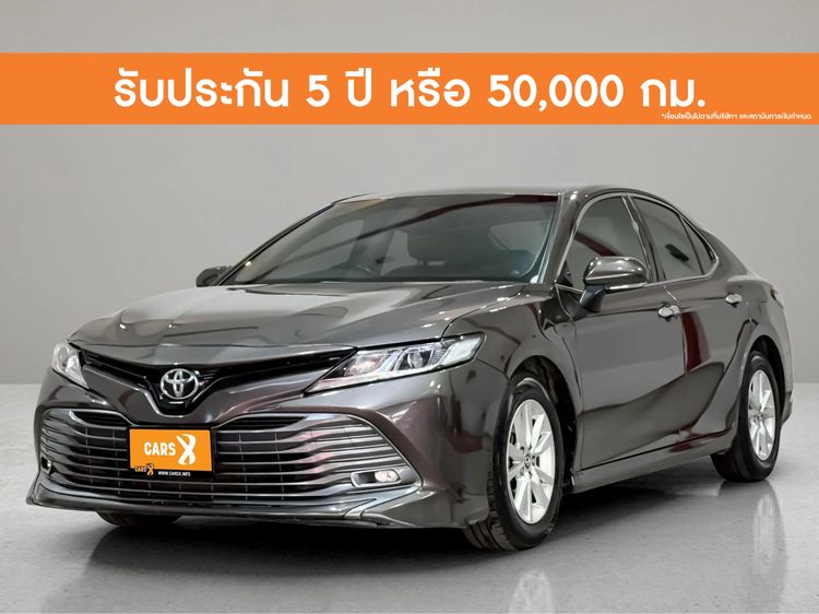 รถ Toyota Camry 2.0 G สี เทา