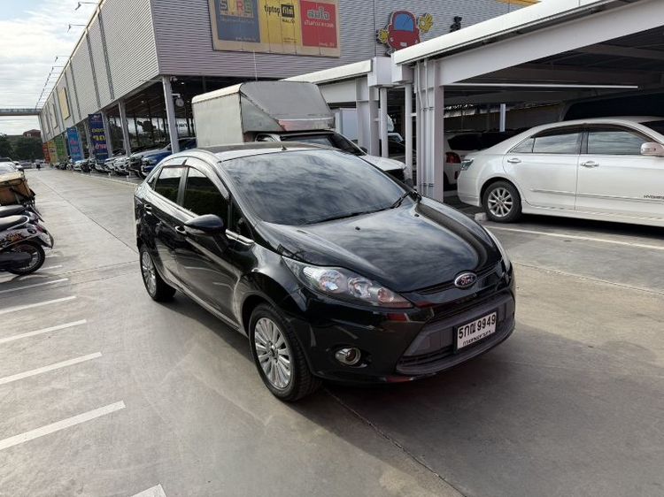 รถ Ford Fiesta 1.6 Sport สี ดำ