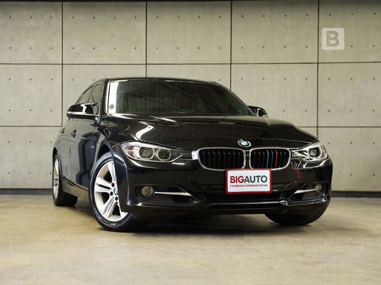 รถ BMW Series 3 320i สี ดำ