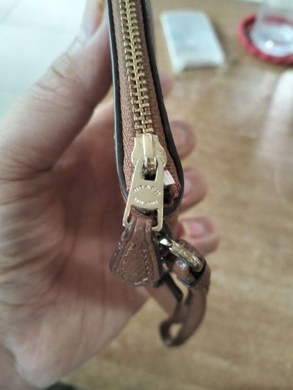 ขายกระเป๋าสตางค์ คล้องมือ Coach แท้100%Made in USA(เลหลังราคา300บาท) รูปที่ 6