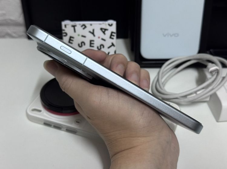 Vivo x300 pro 12 256gb Blue ROM CN ครบกล่อง สภาพสวยไร้ตำหนิ รูปที่ 6