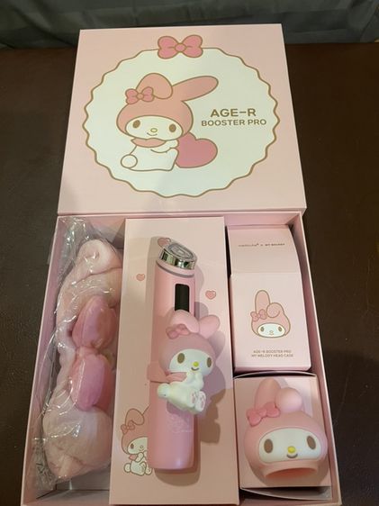 medicube Hello Kitty Age r booster pro