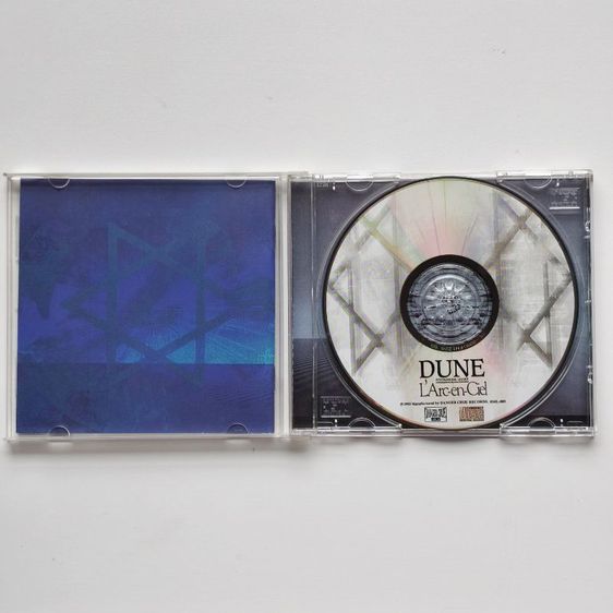 ซีดี L'Arc-en-Ciel – DUNEแผ่น First Press 1993 แท้, รหัสเลเซอร์สะดือแผ่นตรงรุ่น, มี Obi Strip รูปที่ 4