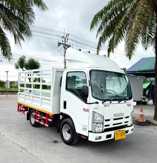 รถ ISUZU NLR 130 แรง ปี 2556 รถห้างแท้  (4 ล้อไม่ติดเวลา) รถสวย มือเดียว  กะบะคอกสูง ยาว 3.25  กว้าง 2.00ม.  รูปที่ 2