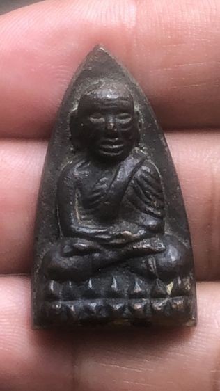 พระหลวงปู่ทวดหลังเตารีดใหญ่เอ วัดช้างให้ ปี2505
