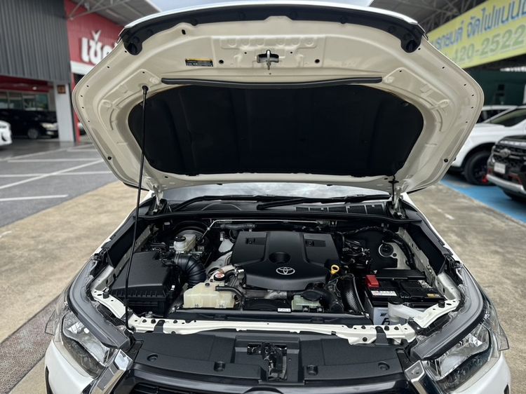 Toyota Hilux Revo 2024 2.4 Z Edition Entry Pickup ดีเซล ไม่ติดแก๊ส เกียร์อัตโนมัติ ขาว รูปที่ 4