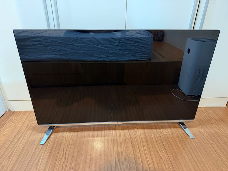 LG Smart TV ขนาด 47 นิ้ว รุ่น 47LB670T-TA