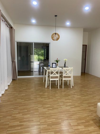อื่นๆ ตกแต่งครบ สร้างเสร็จก่อน 2010 🏡✨ ให้เช่าบ้านเดี่ยวชั้นเดียว พร้อมเฟอร์นิเจอร์ ทำเล ไชยสถาน รูปที่ 4