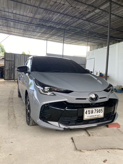 รถ Toyota Yaris 1.2 Premium สี เทา