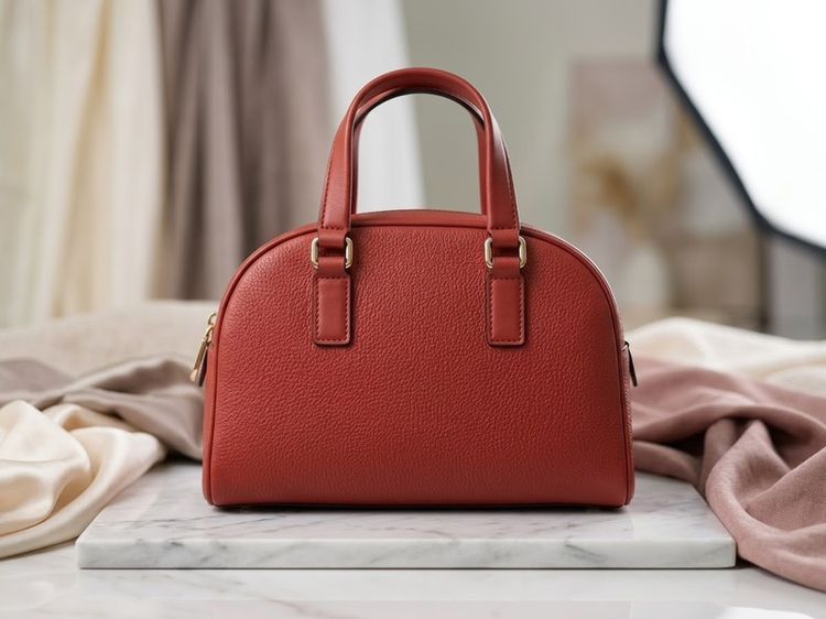 ขายกระเป๋าMichael Kors Williamsburg Small Pebbled Leather Satchel รูปที่ 4