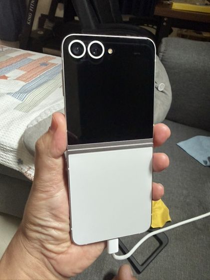 ขายsamsung filp6 12/256 รูปที่ 3