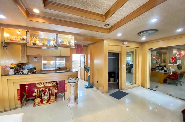 อื่นๆ มีบางส่วน สร้างเสร็จก่อน 2010 🏡 ขายต่ำกว่าประเมิน 🔥บ้านเดี่ยวหลังใหญ่ 2 ชั้น ม.รัชดา 1 ลาดพร้าว 80 เนื้อที่   72 ตรว.  บ้านหลังใหญ่ พื้นที่เยอะ ฟังก์ชันครบ ✅ รูปที่ 4
