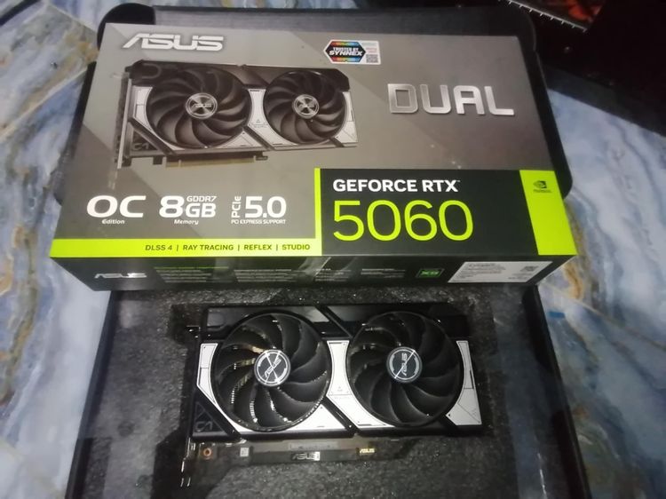 อุปกรณ์เกมส์ การ์ดจอ ASUS Dual GeForce RTX™ 5060 8GB ครบกล่องแท้ๆ  GDDR7 OC Edition VGA Card ตัวนี้บูสแรงเสียงพัดลมเงียบ บูสปกติถึง 2535MHz 
