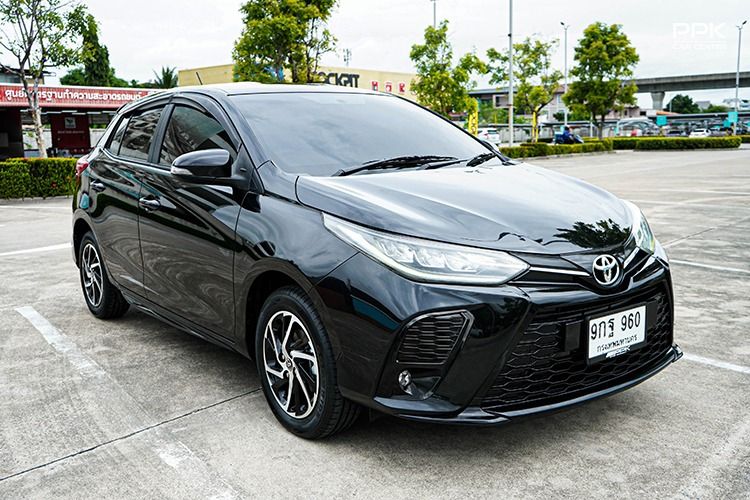 Toyota Yaris 2021 1.2 Sport Sedan เบนซิน ไม่ติดแก๊ส เกียร์อัตโนมัติ ดำ รูปที่ 3