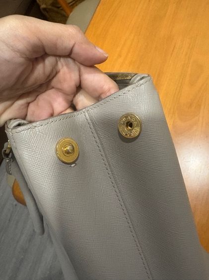 กระเป๋า Prada รูปที่ 3
