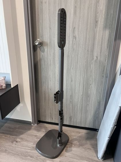 แท่นวางเครื่องดูดฝุ่นของ Dyson