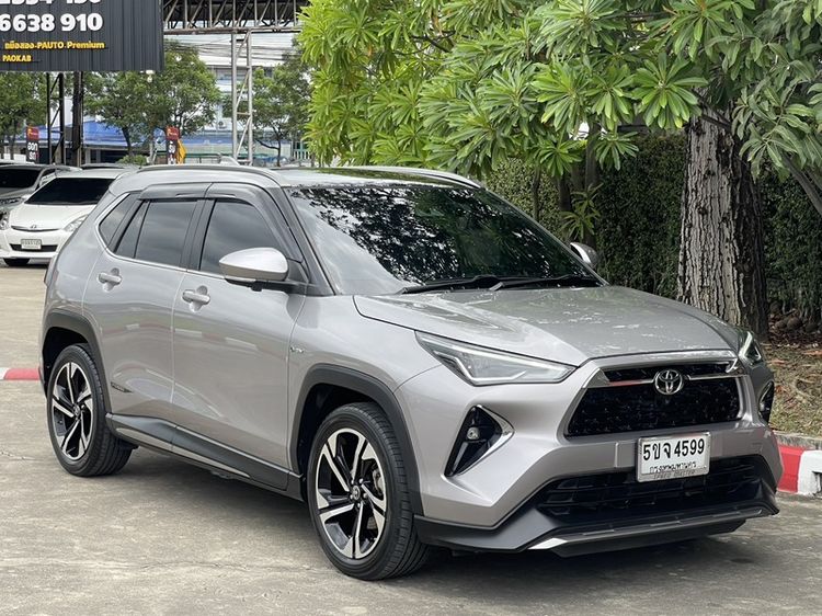 Toyota Yaris Cross 2024 1.5 HEV Premium Luxury Utility-car ไฮบริด เกียร์อัตโนมัติ เทา รูปที่ 2