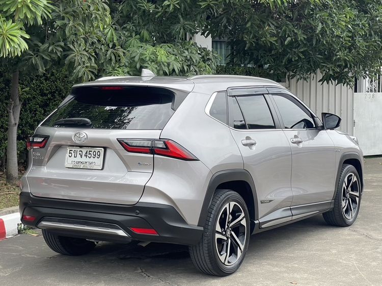 Toyota Yaris Cross 2024 1.5 HEV Premium Luxury Utility-car ไฮบริด เกียร์อัตโนมัติ เทา รูปที่ 4
