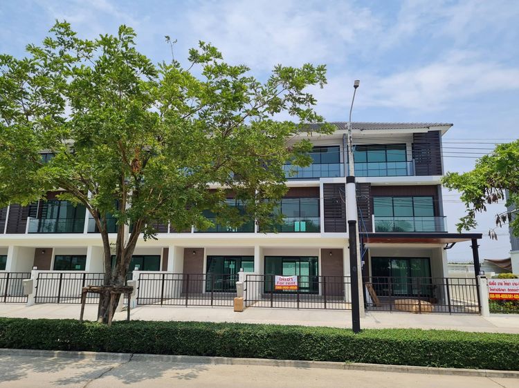 Supalai มีบางส่วน 2024 ขาย ทาวน์โฮม-โฮมออฟฟิศ 3 ชั้น เจ้าของขายเอง หน้าโครงการ ติดถนนใหญ่ ลาดกระบัง54 เพียง 4.29ล้าน รูปที่ 2