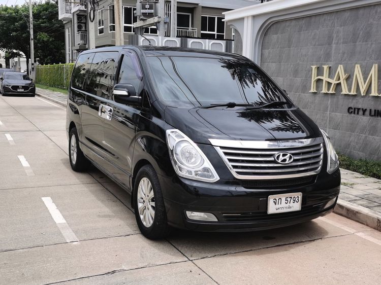 Hyundai Grand Starex 2012 2.5 VIP Van ดีเซล ไม่ติดแก๊ส เกียร์อัตโนมัติ ดำ รูปที่ 3