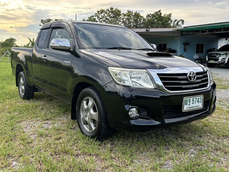 Toyota Hilux Vigo Champ 2011 Smart Cab 2.5 E Pickup ดีเซล ไม่ติดแก๊ส เกียร์ธรรมดา ดำ รูปที่ 3