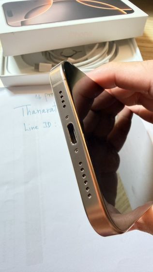 iPhone 16 pro max 256 GB สี desert titanium รูปที่ 8