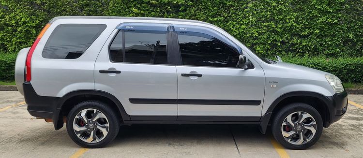 Honda CR-V 2003 2.0 E 4WD Utility-car เบนซิน เกียร์อัตโนมัติ ขาว รูปที่ 2