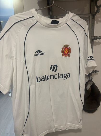 เสื้อยืดแบรนด์