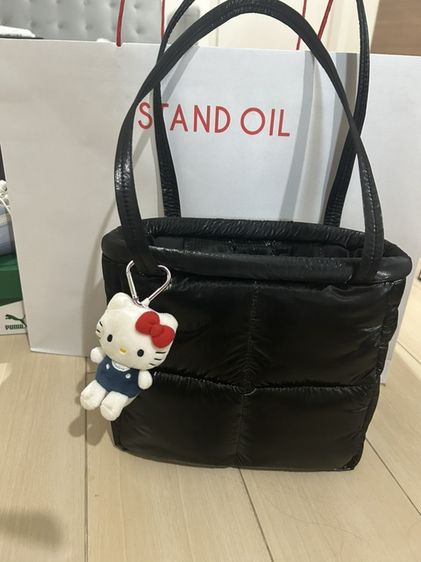 ส่งต่อกระเป๋า Standoil
