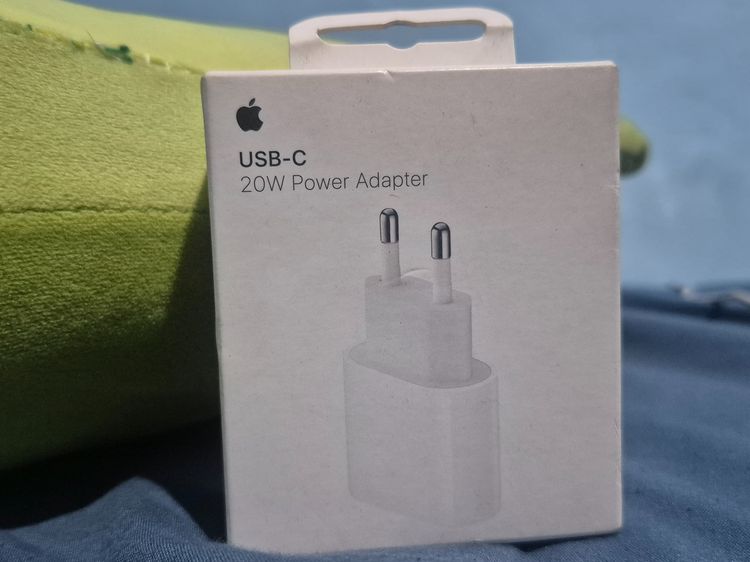 หัวชาร์จไอโฟน USB-C 20w มือ1ยังไม่แกะกล่องค่ะ