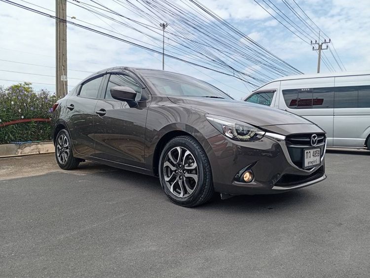 รถ Mazda Mazda 2 1.5 XD High Plus สี น้ำตาล