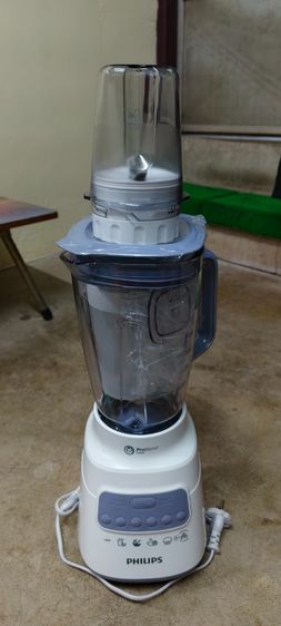 ขายเครื่องปั่นเอนกประสงค์ฟิลลิป philips ของใหม่ซื้อมายังไม่ได้ใช้ อุปกรณ์ครบกล่อง จัดส่งนัดรับได้