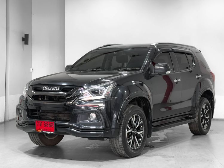 รถ Isuzu MU-X 1.9 The Onyx สี ดำ