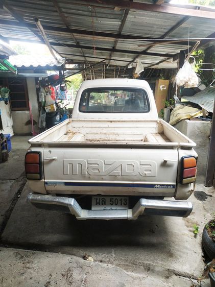 Mazda Familia 1995 1.4 STD Pickup เบนซิน ไม่ติดแก๊ส เกียร์ธรรมดา ขาว รูปที่ 4