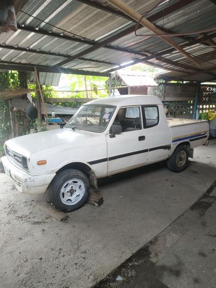 Mazda Familia 1995 1.4 STD Pickup เบนซิน ไม่ติดแก๊ส เกียร์ธรรมดา ขาว รูปที่ 3