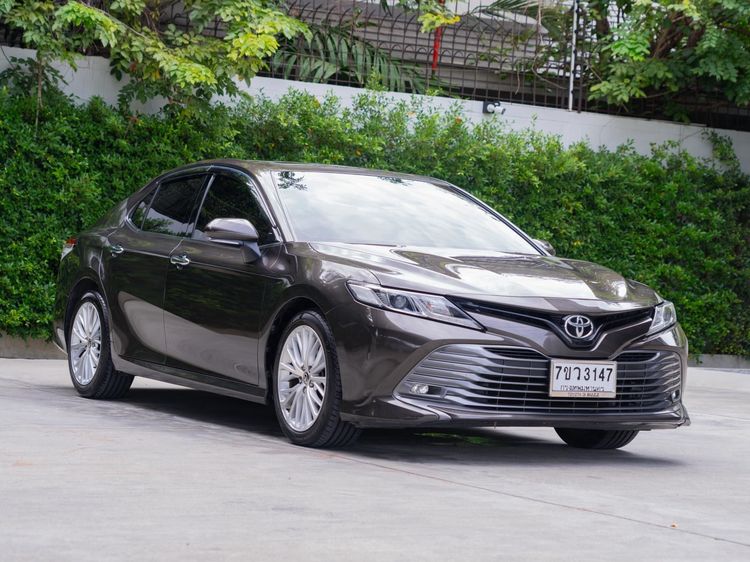 Toyota Camry 2022 2.5 G Sedan เบนซิน ไม่ติดแก๊ส เกียร์อัตโนมัติ น้ำตาล