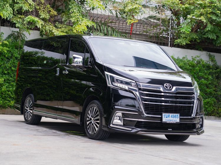 Toyota Majesty 2021 2.8 Grande Van ดีเซล ไม่ติดแก๊ส เกียร์อัตโนมัติ ดำ