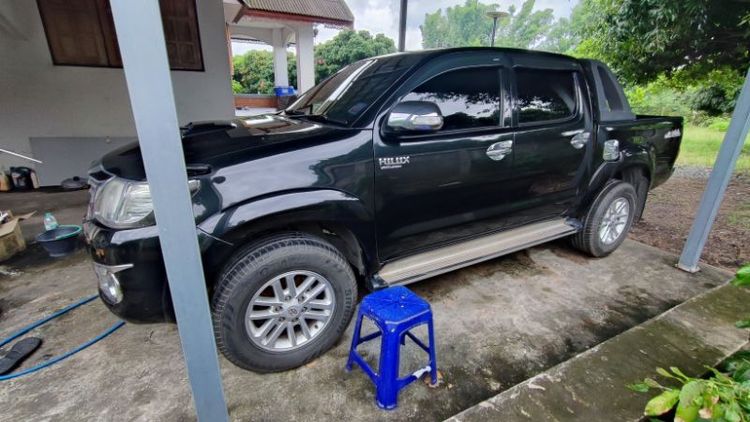 Toyota Hilux Vigo 2013 2.5 Double Cab E Prerunner VN Turbo Pickup ดีเซล เกียร์ธรรมดา ดำ รูปที่ 2