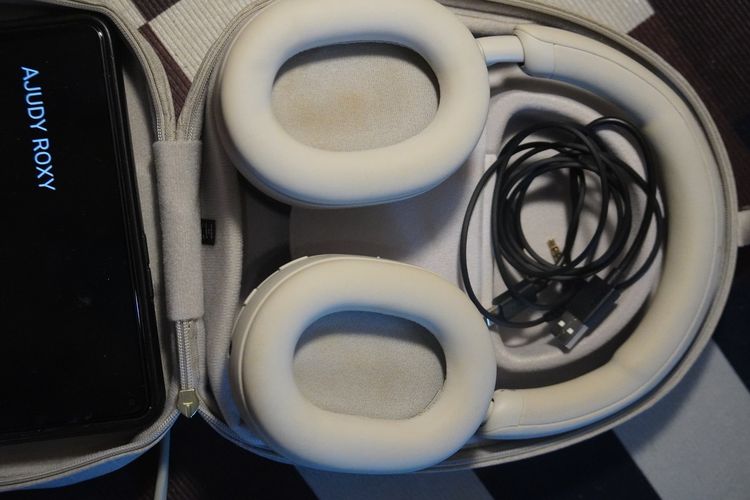 Sony WH-1000XM5 หูฟังครอบหูไร้สาย Wireless Noise Cancelling Headphones หูฟังตัดเสียงรบกวน รูปที่ 7