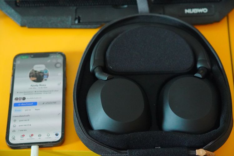 Sony WH-1000XM5 หูฟังครอบหูไร้สาย Wireless Noise Cancelling Headphones หูฟังตัดเสียงรบกวน