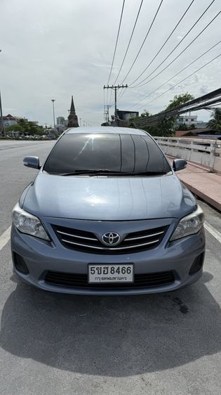 รถ Toyota Altis 1.6 E สี ฟ้า