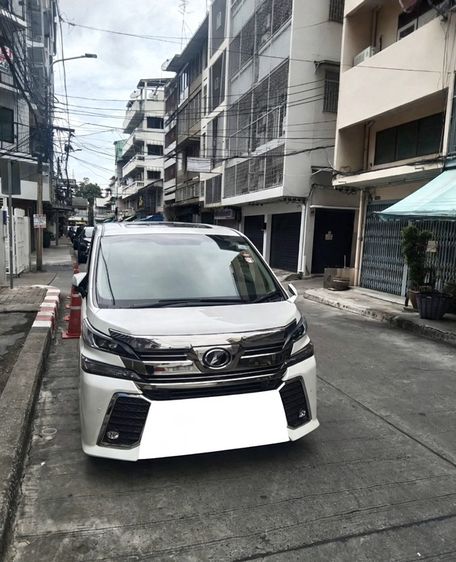 รถ Toyota Vellfire 2.5 Z G Edition สี ขาว
