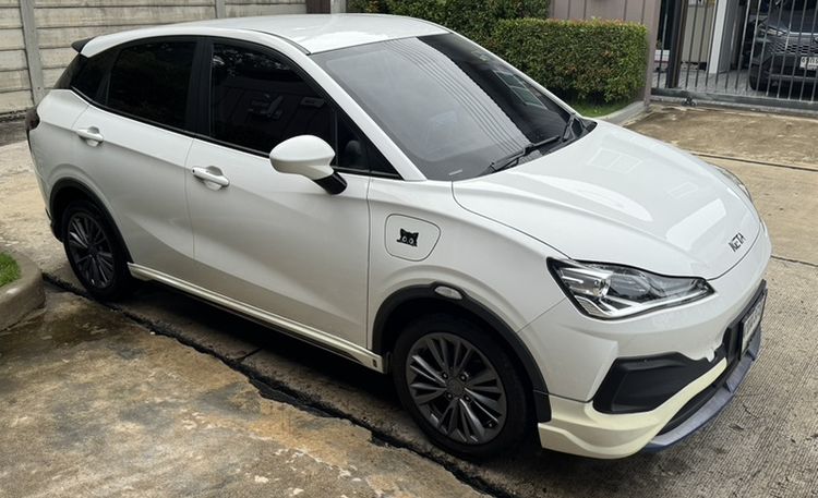Neta V 2023 Sedan ไฟฟ้า เกียร์อัตโนมัติ ขาว