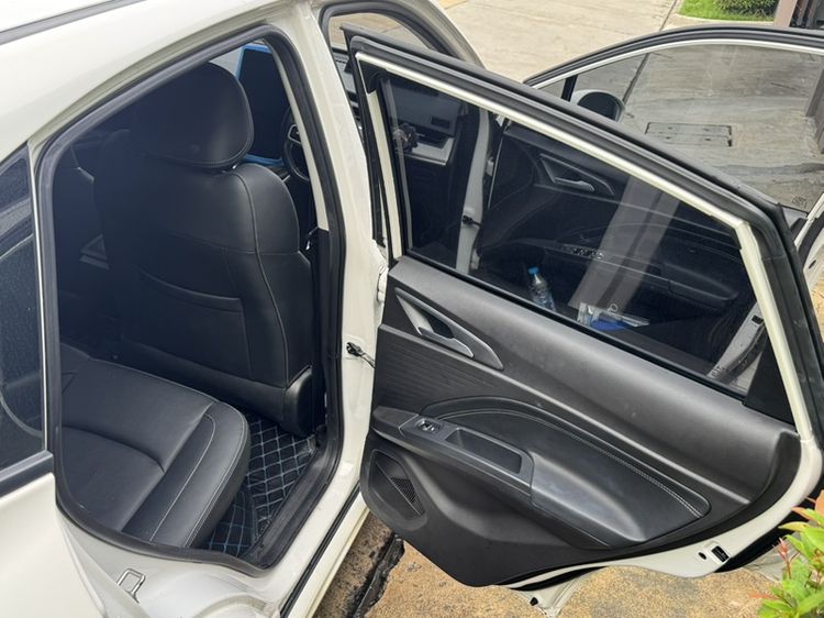 Neta V 2023 Sedan ไฟฟ้า เกียร์อัตโนมัติ ขาว รูปที่ 3