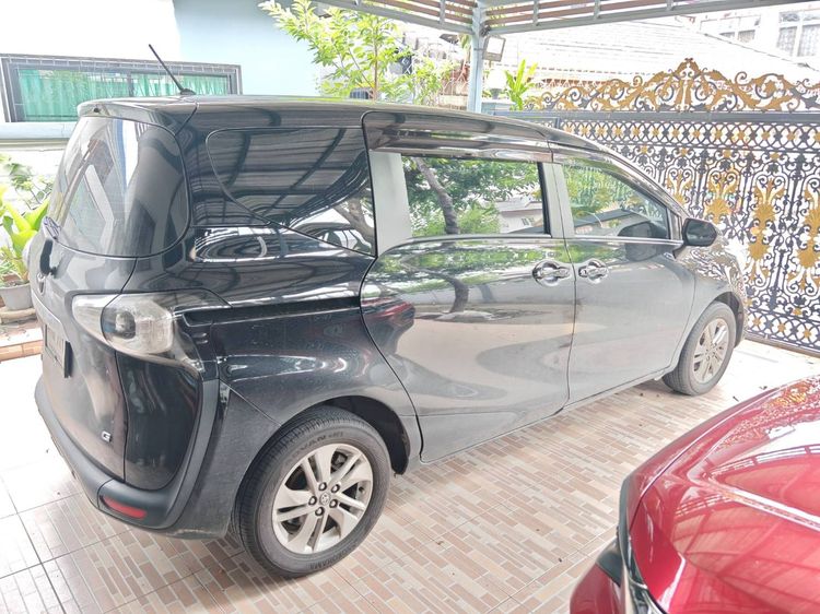 Toyota Sienta 2017 1.5 G Utility-car เบนซิน ไม่ติดแก๊ส เกียร์อัตโนมัติ ดำ รูปที่ 4
