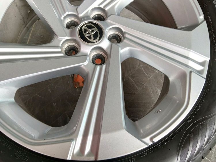 แม็กป้ายแดง toyota 5 รู 100 ขอบ17 พร้อมยาง dunlop 205 50 17 ปี 25 ใส่ altis sienta with พรุส1 รูปที่ 6