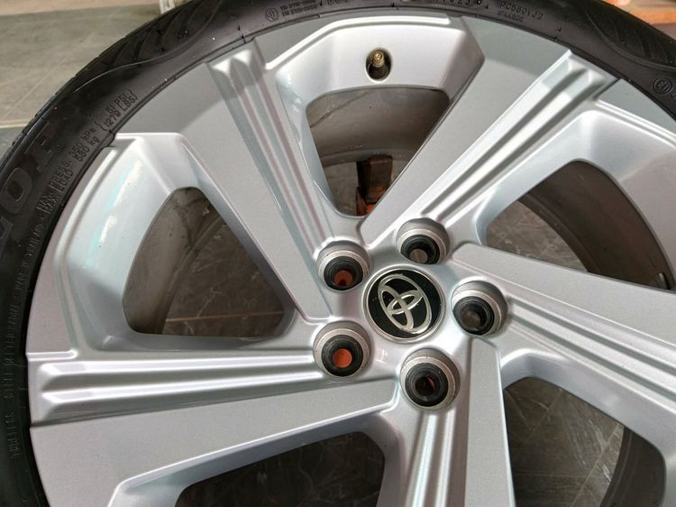 แม็กป้ายแดง toyota 5 รู 100 ขอบ17 พร้อมยาง dunlop 205 50 17 ปี 25 ใส่ altis sienta with พรุส1 รูปที่ 5