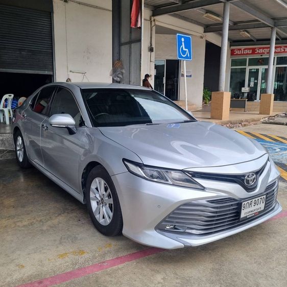 Toyota Camry 2020 2.0 G Sedan เบนซิน ไม่ติดแก๊ส เกียร์อัตโนมัติ เทา รูปที่ 3